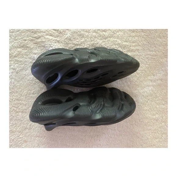 Adidas Yeezy Foam RNR Sz.10